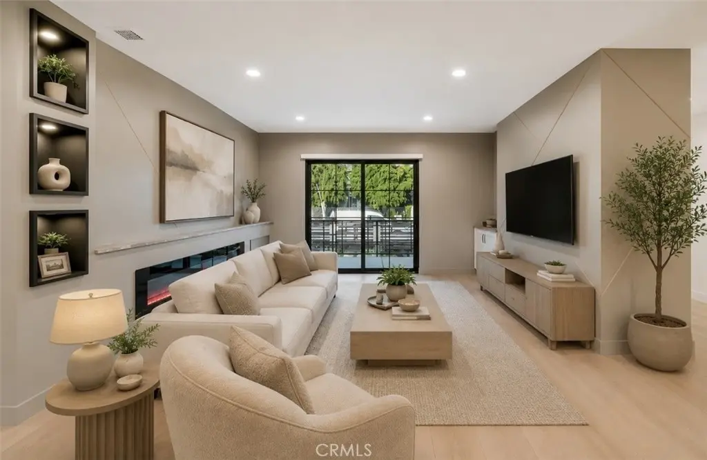 7401 Dempsey Ave, Van Nuys, CA — listing photo 1