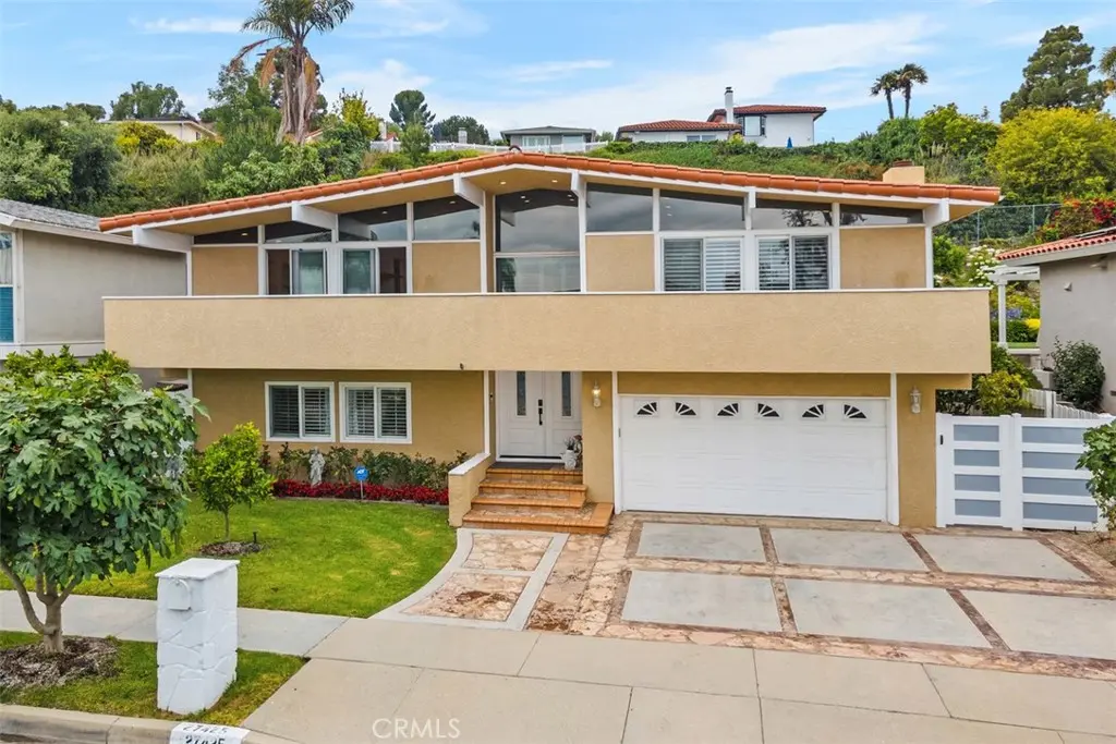 Single Family Residence for sale at 27425 Elmbridge Dr, Rancho Palos Verdes, CA featuring 6 beds and 4 baths