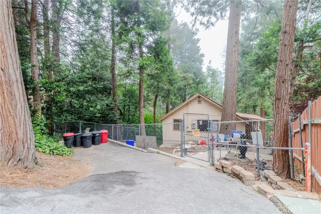 753 Woodland, Crestline, CA — listing photo 1