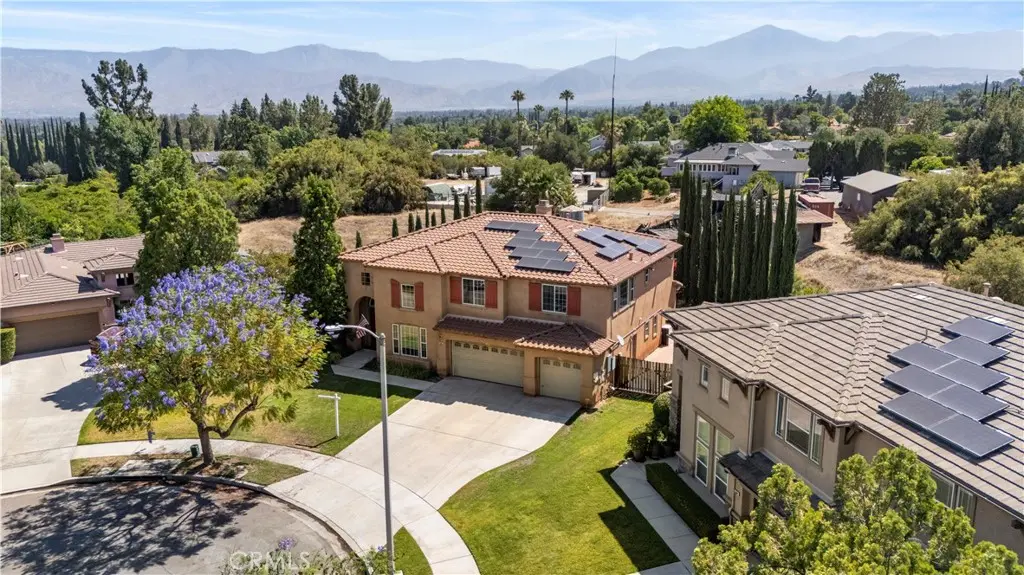 505 Acacia Court, Redlands, CA — listing photo 1