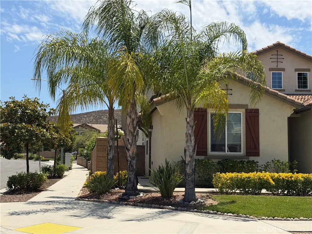 Residential Lease for rent at 31059 Rose Arbor Court, Murrieta, Riverside County, CA featuring 1 bed and 1 bath