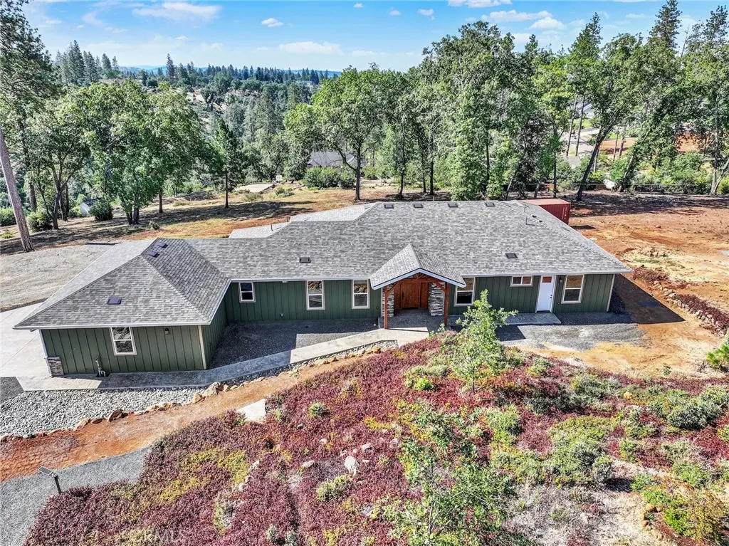 1690 BEND LANE, Paradise, CA — listing photo 1