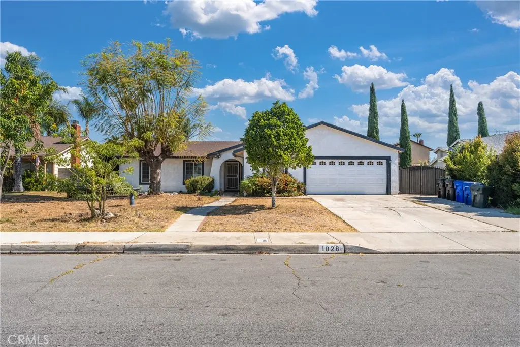1028 W Woodcrest, Bloomington, CA — listing photo 1