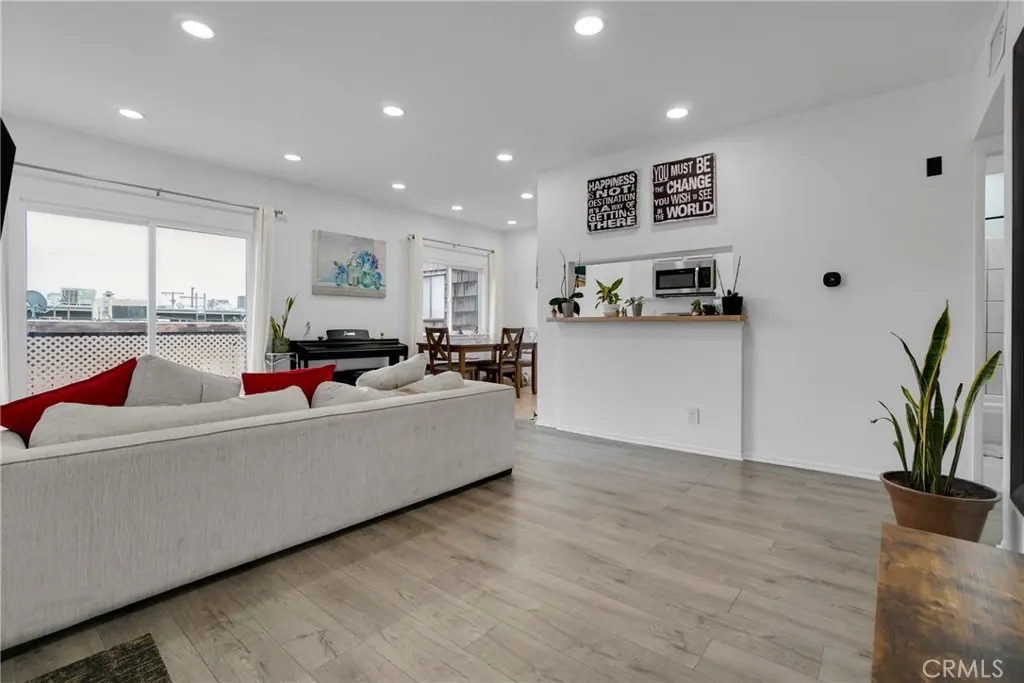 15516 Nordhoff Street 217, North Hills, CA — listing photo 1