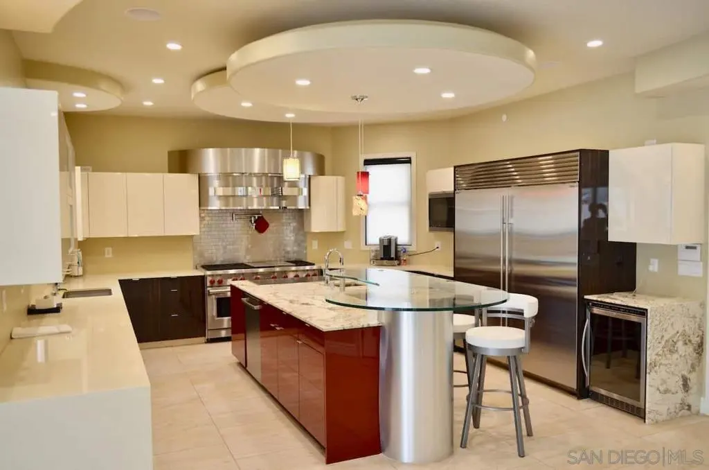 Single Family Residence for rent at 1235 Neptune Ave, Encinitas, CA featuring 4 beds and 4 baths