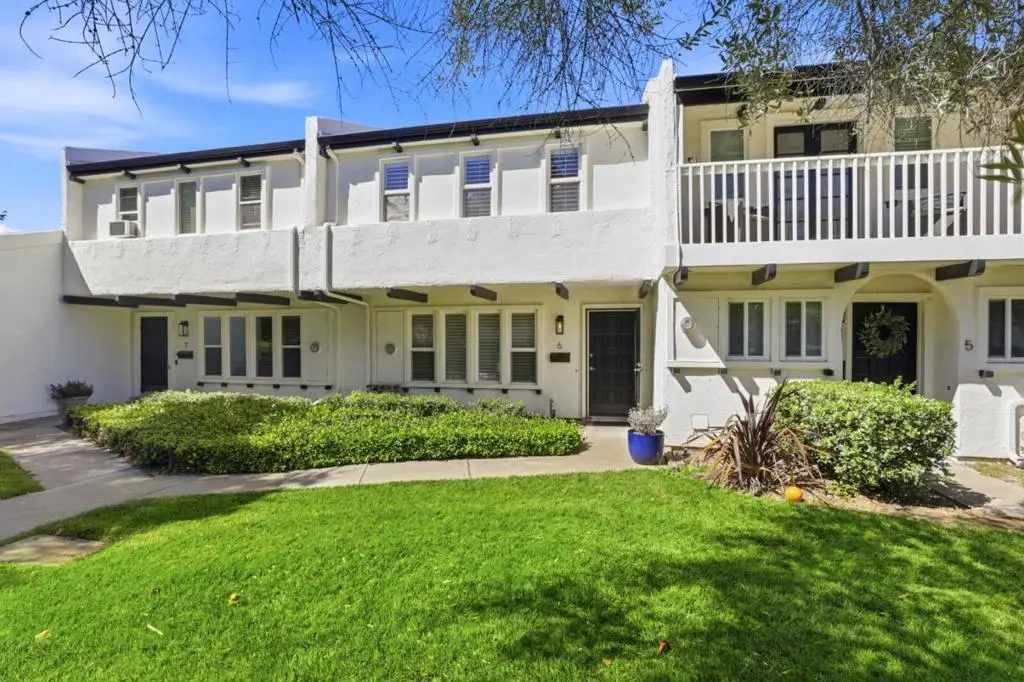Townhouse for sale at 16345 Los Gatos Boulevard 6, Los Gatos, CA featuring 3 beds and 3 baths