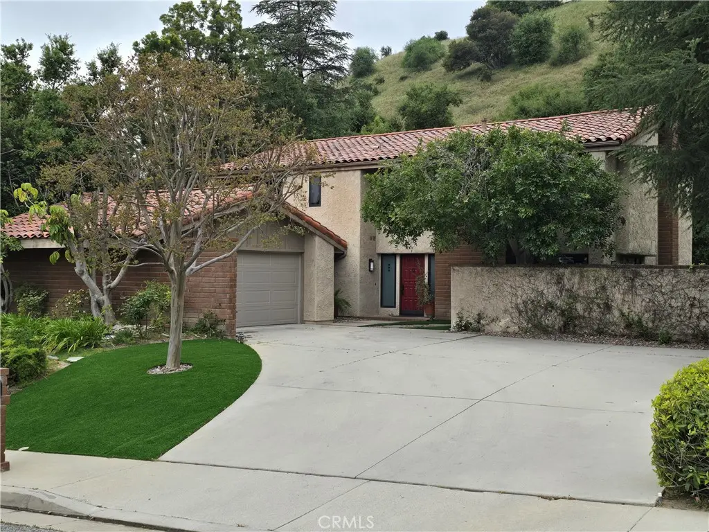 Single Family Residence for rent at 4249 Park Alisal, Calabasas, CA featuring 4 beds and 3 baths