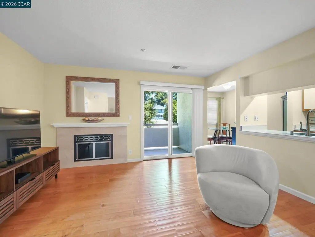 Condominium for sale at 1308 Walden Rd 27, Walnut Creek, CA featuring 1 bed and 1 bath