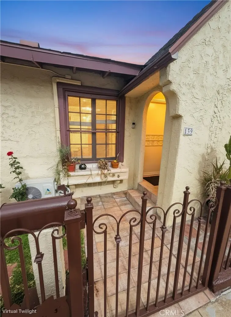 Residential Lease for rent at 139 E 3rd, Covina, Los Angeles County, CA featuring 1 bed and 1 bath