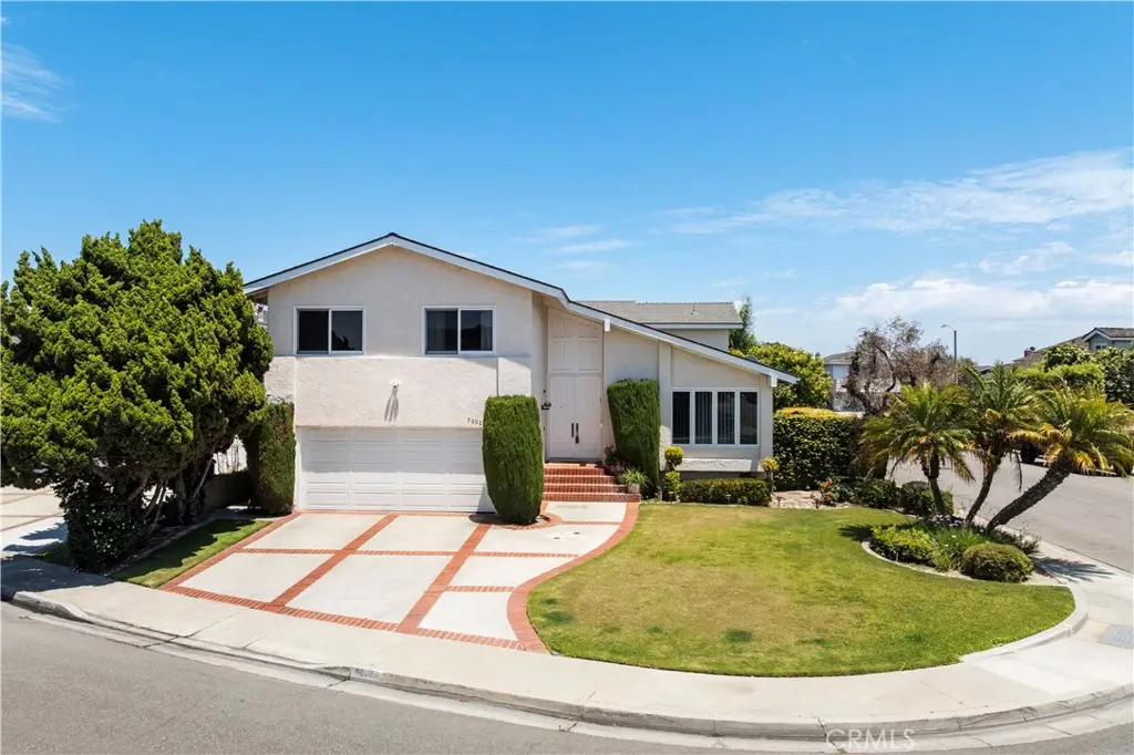3600 Marigold Street, Seal Beach, CA — listing photo 1