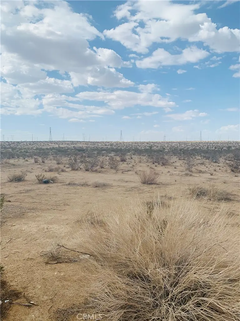 0 Tawney Ridge Ln, Victorville, CA — listing photo 1