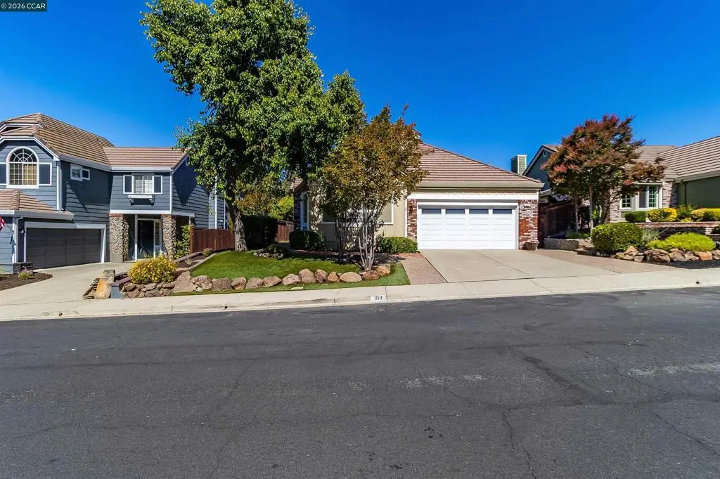 Single Family Residence for sale at 109 Crow Pl, Clayton, CA featuring 3 beds and 2 baths