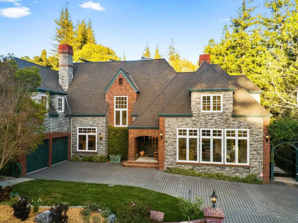 Single Family Residence for sale at 113 Lauren Circle, Scotts Valley, CA featuring 5 beds and 4 baths