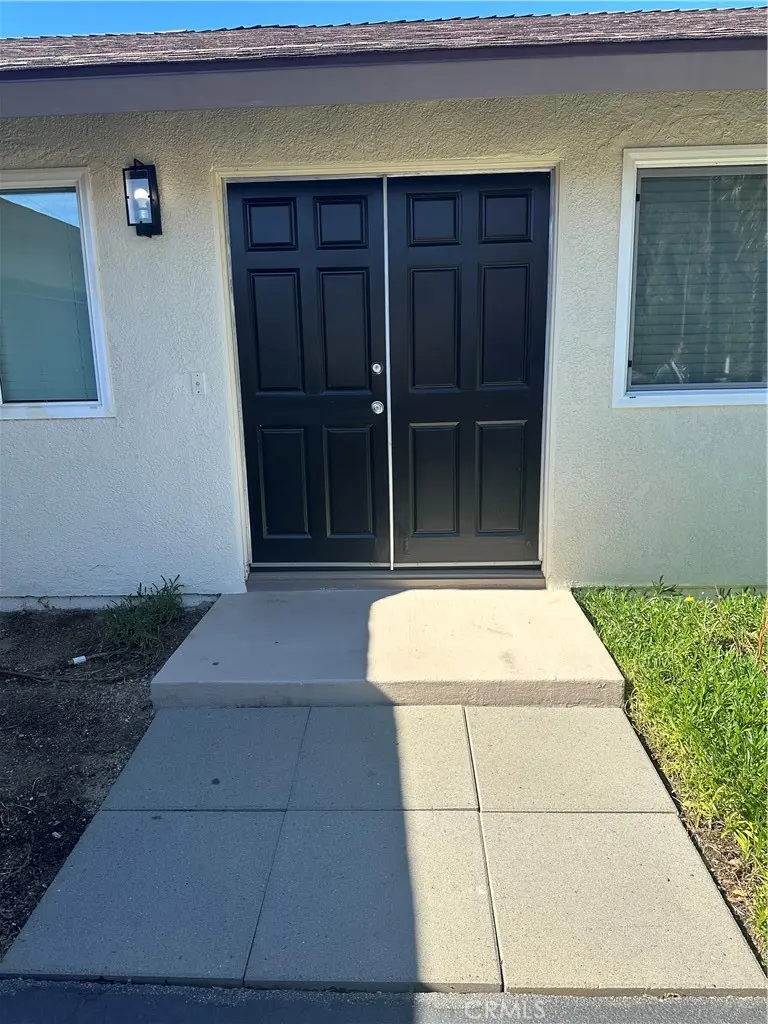13879 Gavina Ave, Sylmar, CA — listing photo 1