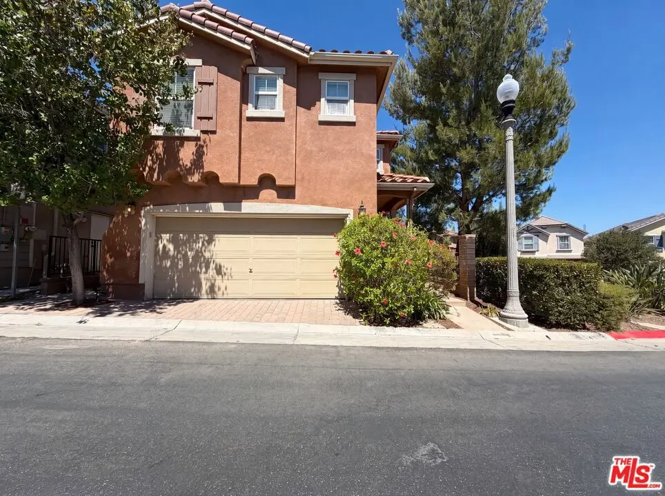 29206 Rio Lobo Way, Valencia, CA — listing photo 1