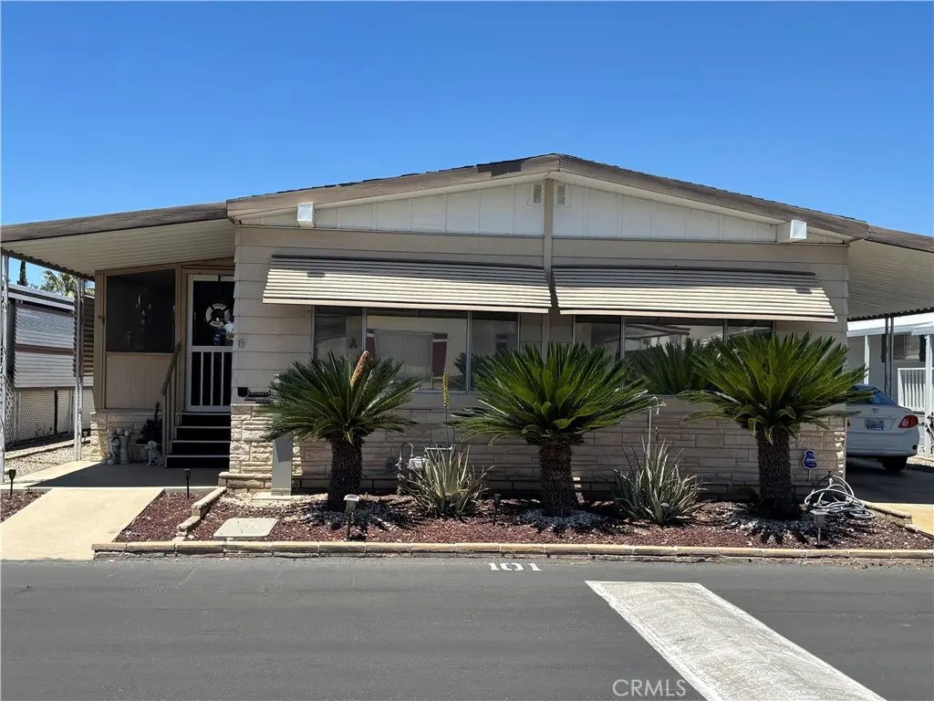 Manufactured In Park for sale at 655 E Main Street 101, San Jacinto, CA featuring 2 beds and 2 baths
