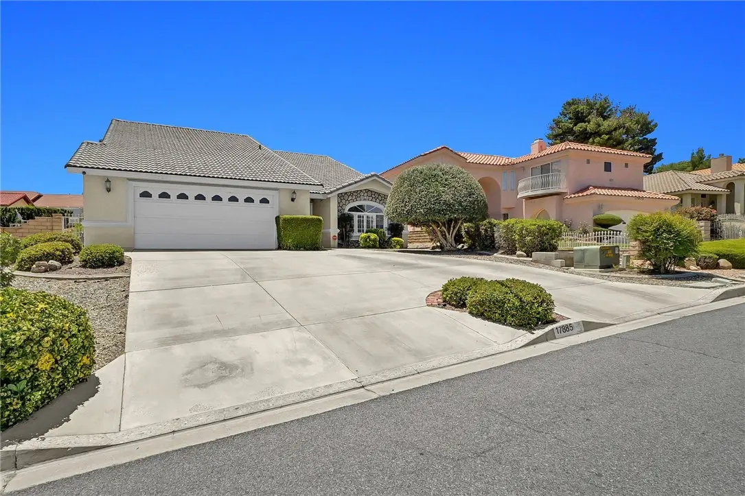 17885 Vista Point, Victorville, CA — listing photo 1