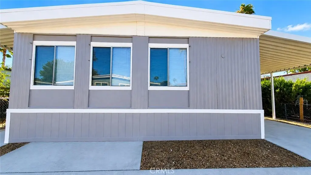 Manufactured In Park for sale at 1455 State Street S 302, Hemet, CA featuring 3 beds and 2 baths