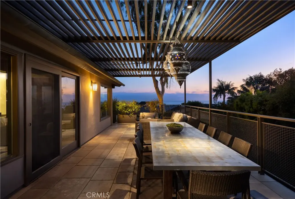 Single Family Residence for rent at 575 Center Street, Laguna Beach, CA featuring 3 beds and 3 baths