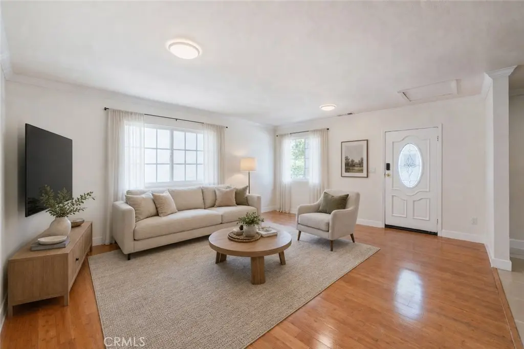 Single Family Residence for sale at 4850 O Sullivan, Los Angeles, CA featuring 4 beds and 3 baths