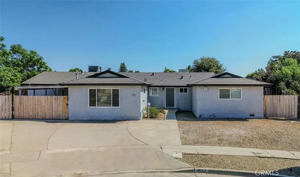 1657 E Paul, Fresno, CA — listing photo 1