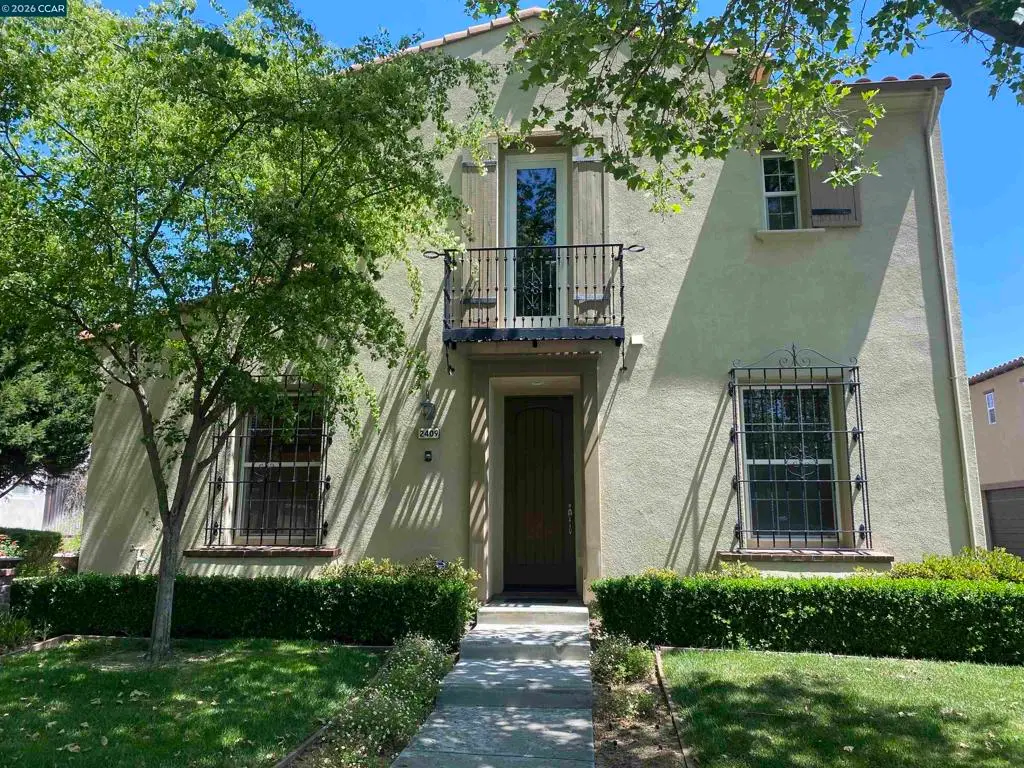Single Family Residence for rent at 2409 Maidenhair Way, San Ramon, CA featuring 3 beds and 3 baths