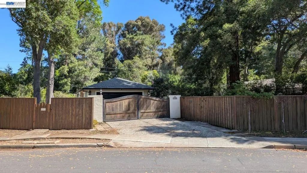 97 Belleau Ave, Atherton, CA — listing photo 1