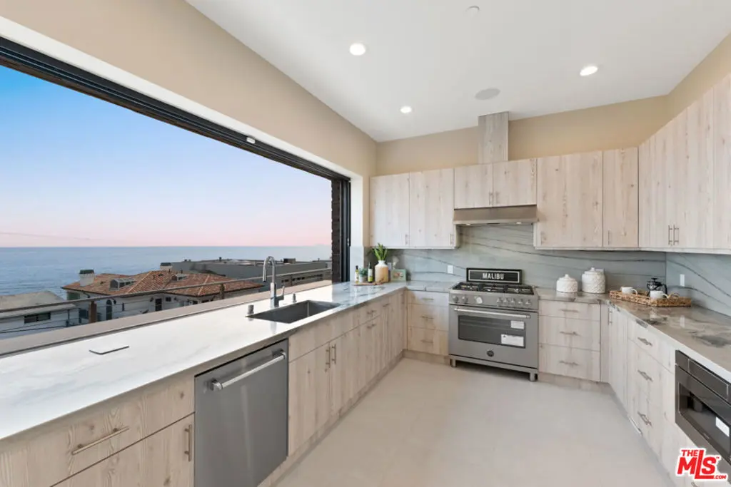 25411 Malibu Road, Malibu, CA — listing photo 1