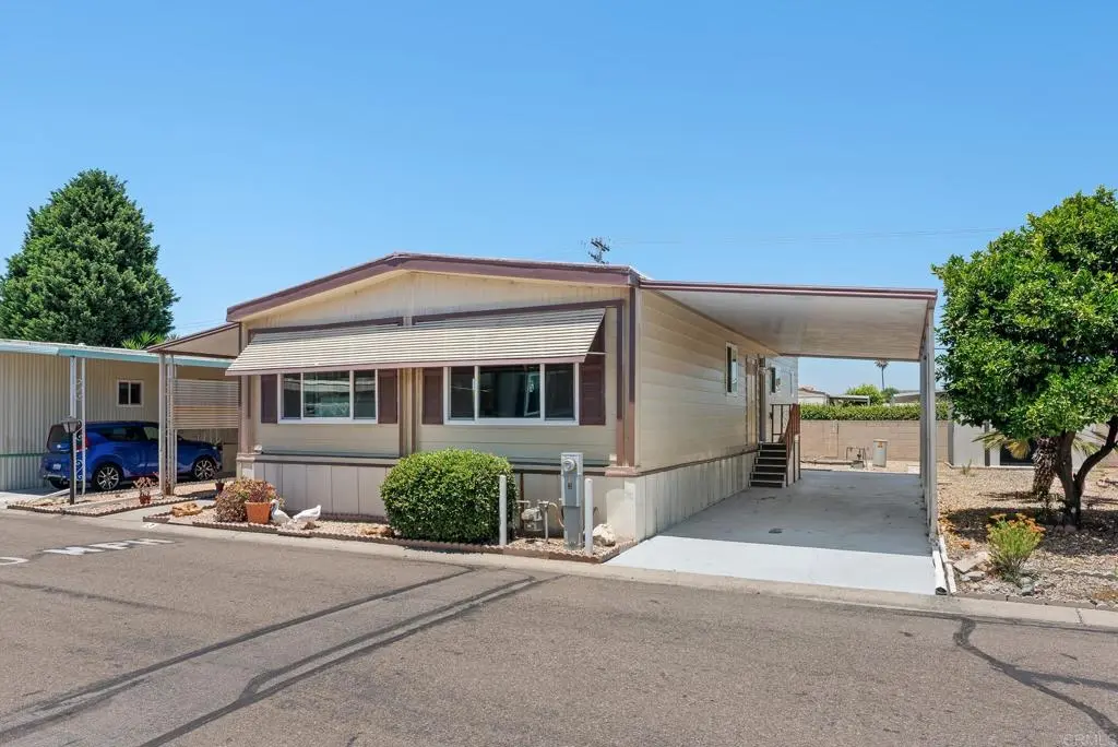 Manufactured In Park for sale at 221 El Camino Real 3, Oceanside, CA featuring 2 beds and 2 baths
