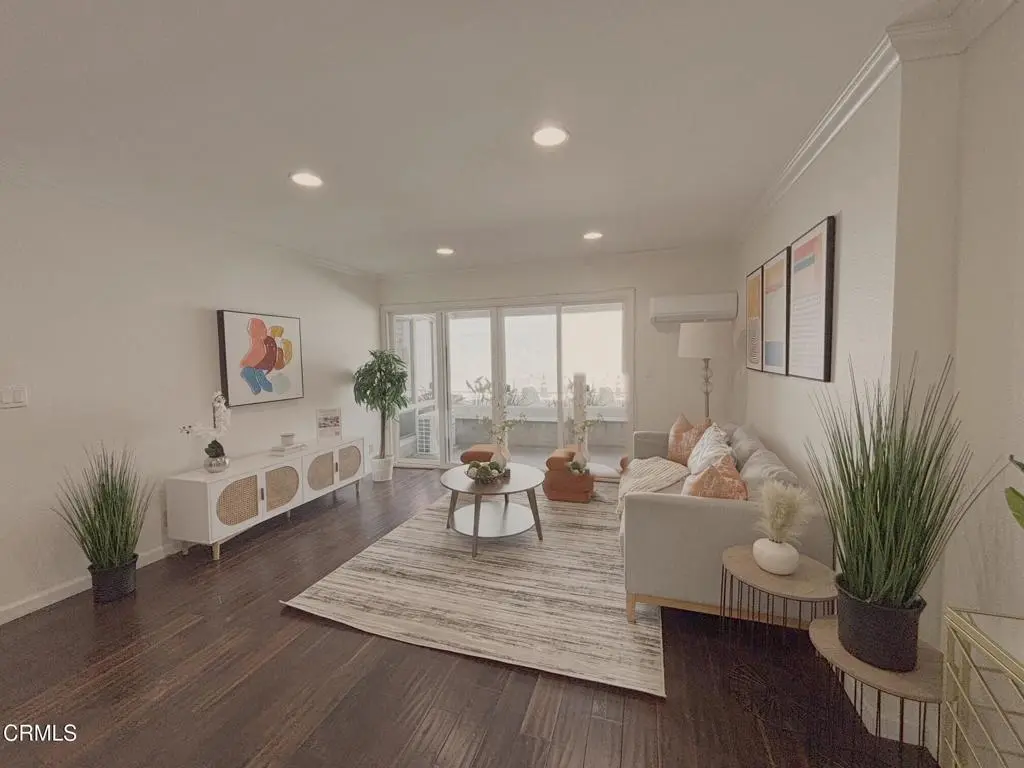 360 S Euclid Avenue 126, Pasadena, CA — listing photo 1