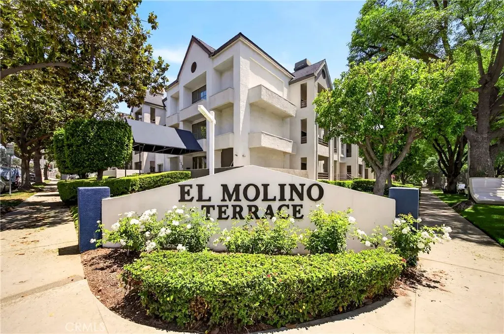 Condominium for sale at 300 N El Molino 316, Pasadena, CA featuring 2 beds and 2 baths