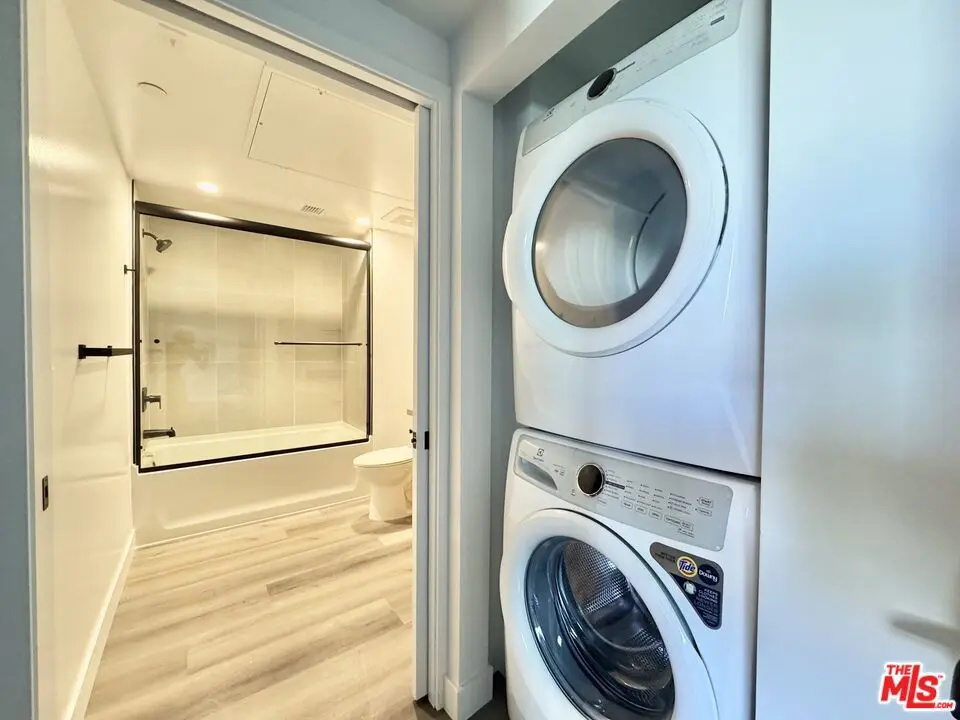 10806 Blix Street, North Hollywood, CA — listing photo 1
