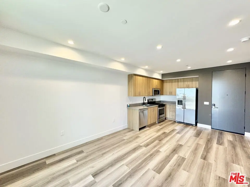 11155 Huston St 203, North Hollywood, CA — listing photo 1
