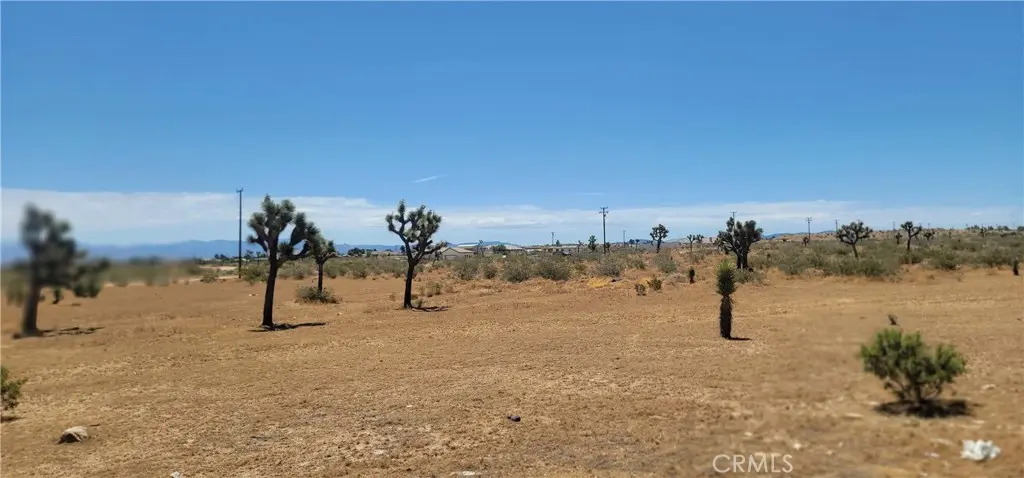 12350 Pueblo Trl, Phelan, CA — listing photo 1