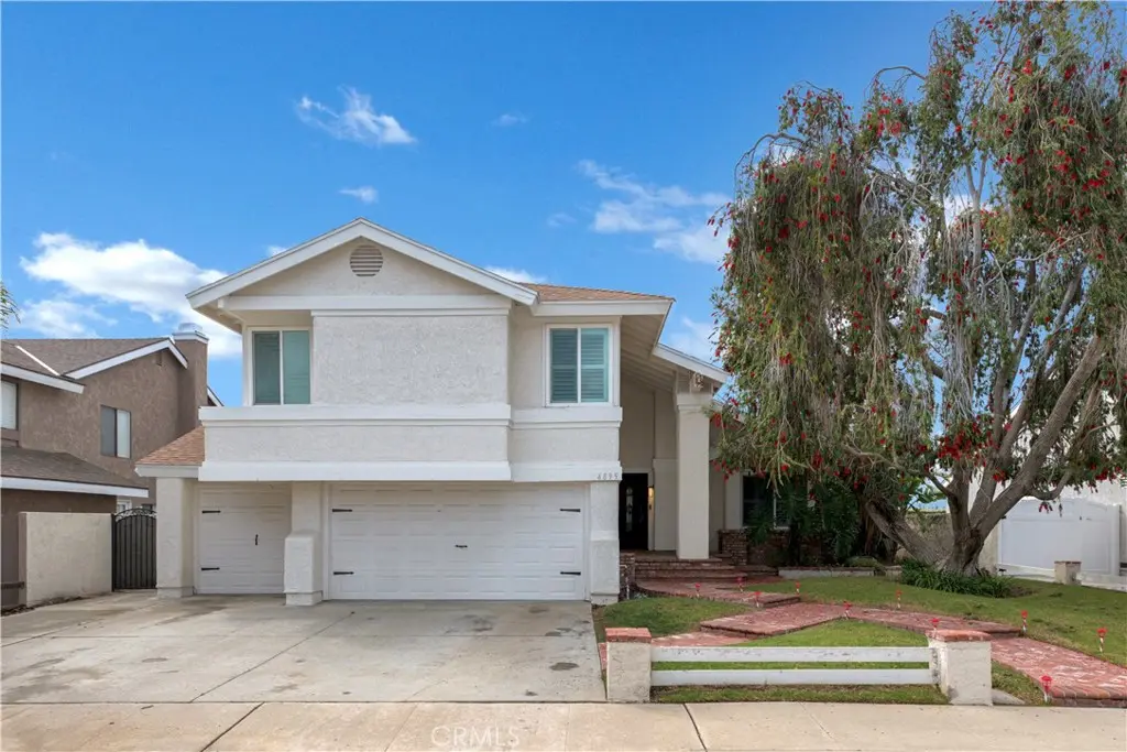 Residential Lease for rent at 4895 N Buttercreek, Moorpark, Ventura County, CA featuring 4 beds and 3 baths