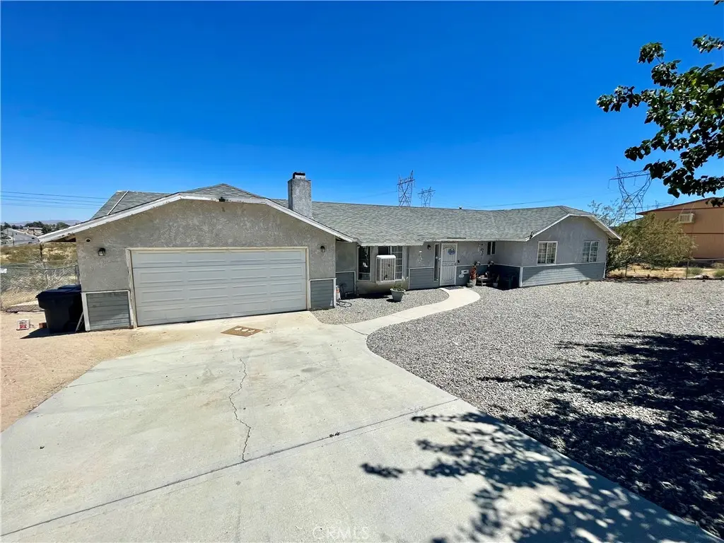 16131 Llanada, Victorville, CA — listing photo 1