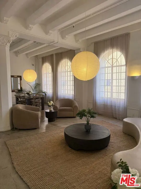 Condominium for rent at 5217 Hollywood Boulevard 301, Los Angeles, CA and 1 bath