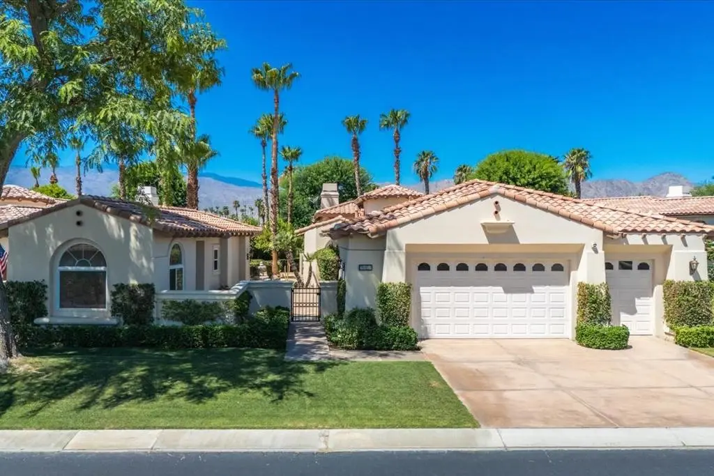 Single Family Residence for rent at 79953 Rancho La Quinta Drive, La Quinta, CA featuring 4 beds and 5 baths