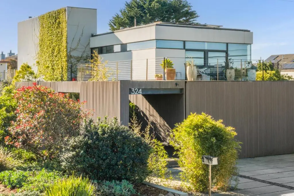 324 Kelly Avenue, Half Moon Bay, CA — listing photo 1