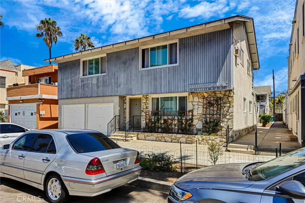 Own Your Own for rent at 68 Lime Avenue 12, Long Beach, CA featuring 2 beds and 2 baths