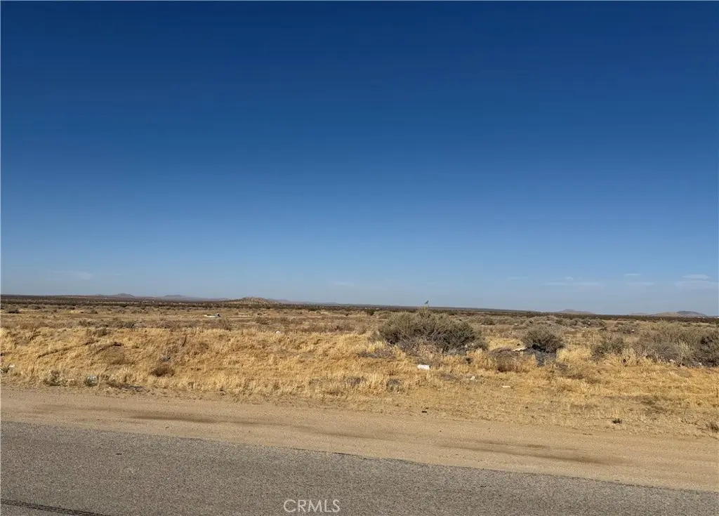 182 Avenue N6, Palmdale, CA — listing photo 1
