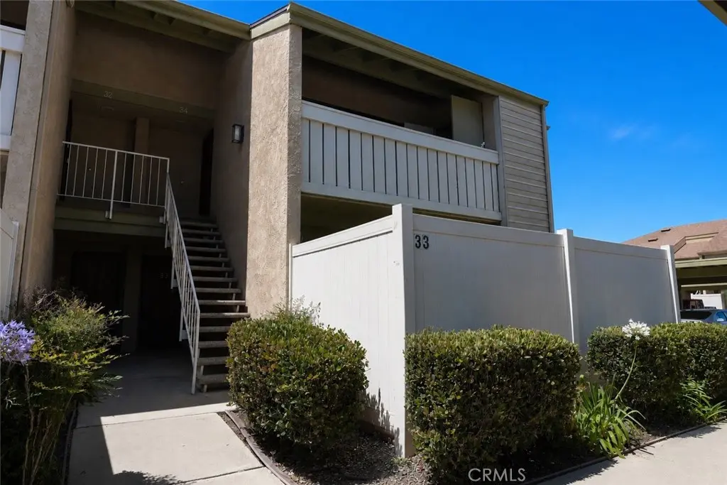 33 Town And Country, Pomona, CA — listing photo 1