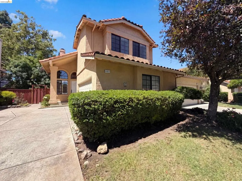 Townhouse for sale at 4811 Kimberley CMNS, Livermore, CA featuring 3 beds and 3 baths