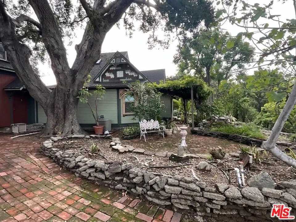 822 Silverwood Avenue, Upland, CA — listing photo 1