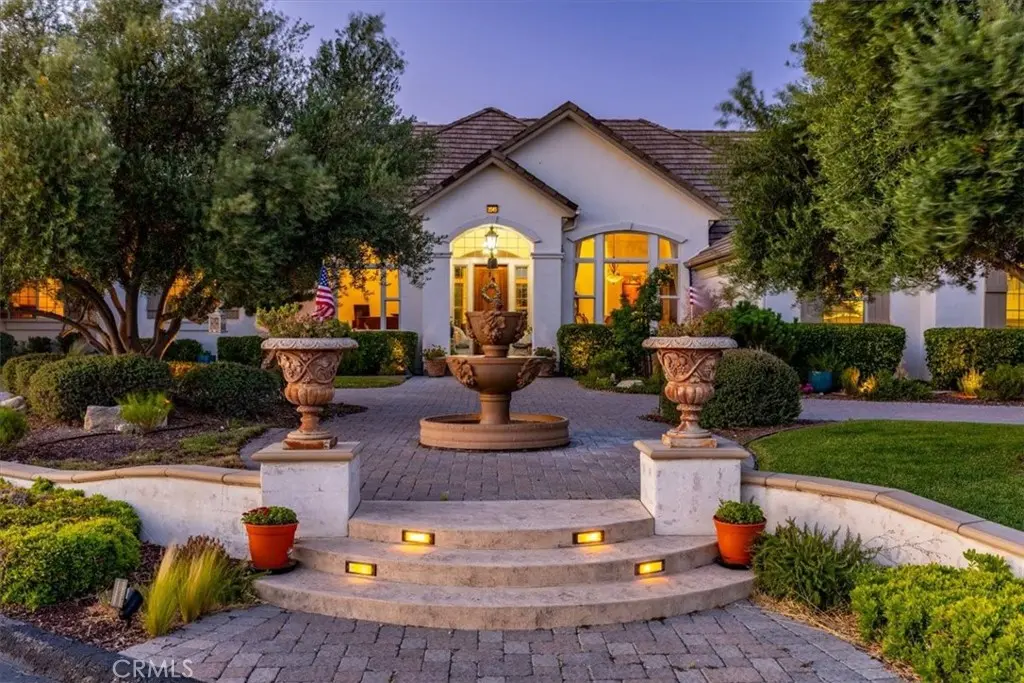 2045 Vista De La Vina, Templeton, CA — listing photo 1