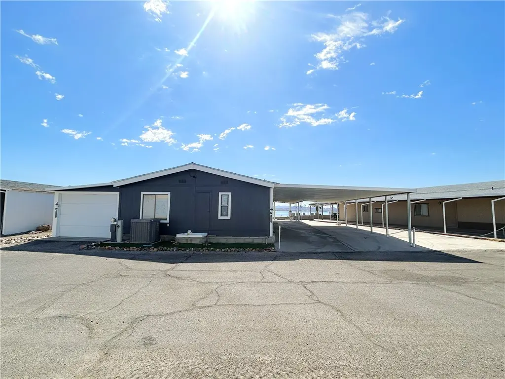 4 Thunderhead 1, Needles, CA — listing photo 1