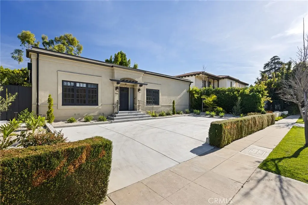 Single Family Residence for rent at 248 N Rexford Drive, Beverly Hills, CA featuring 3 beds and 2 baths