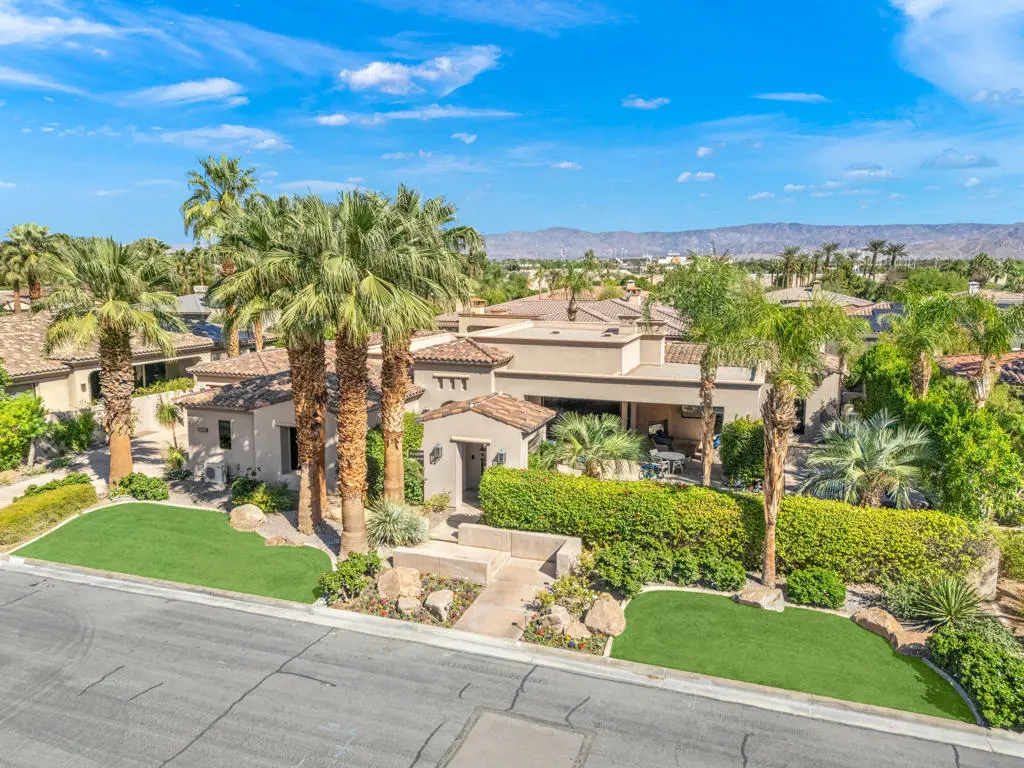 Single Family Residence for sale at 77638 Via Venito, Indian Wells, CA featuring 4 beds and 5 baths