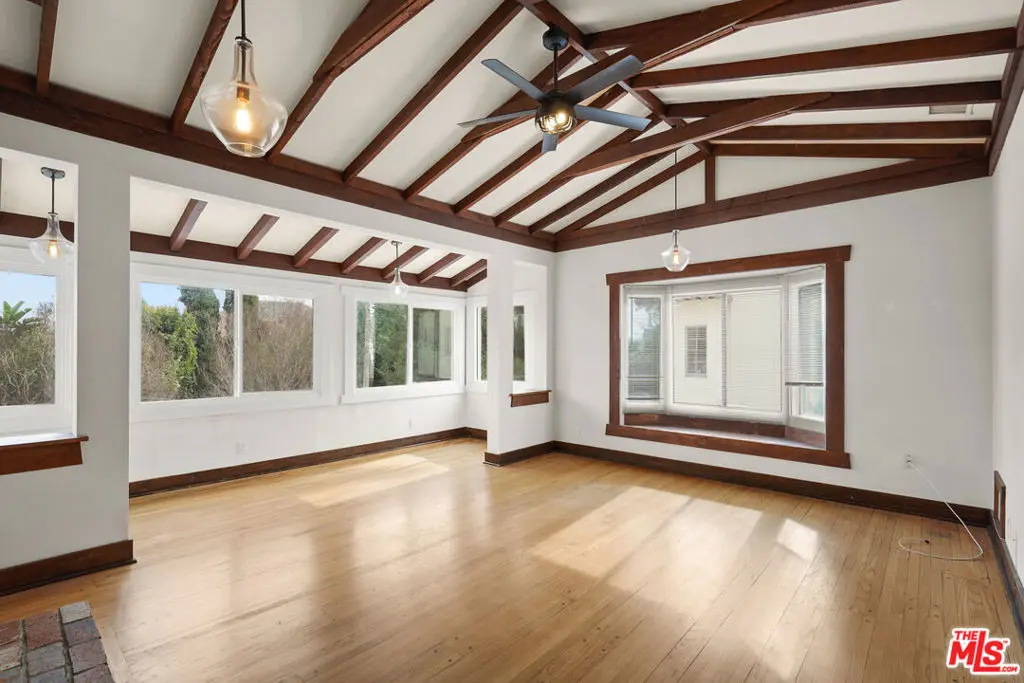 Residential Lease for rent at 1821 Grace Avenue, Los Angeles, Los Angeles County, CA featuring 2 beds and 2 baths