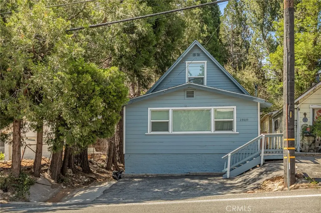 23035 Waters, Crestline, CA — listing photo 1